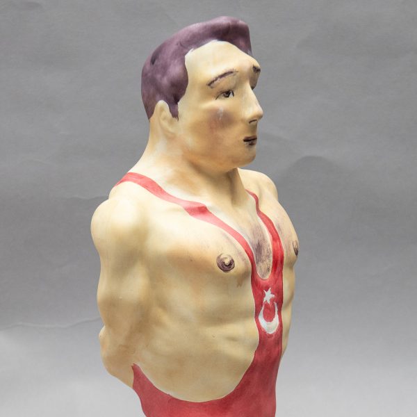 Güreşçi heykel porselen