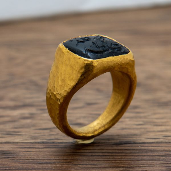 Onyx Stone Gold Ring 4