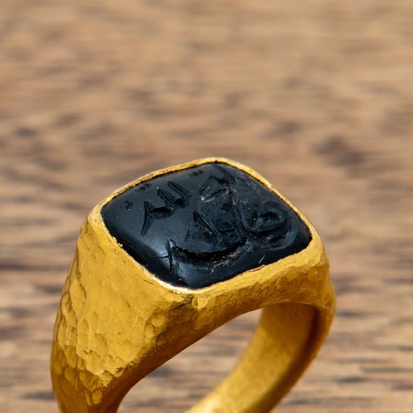 Onyx Stone Gold Ring 4