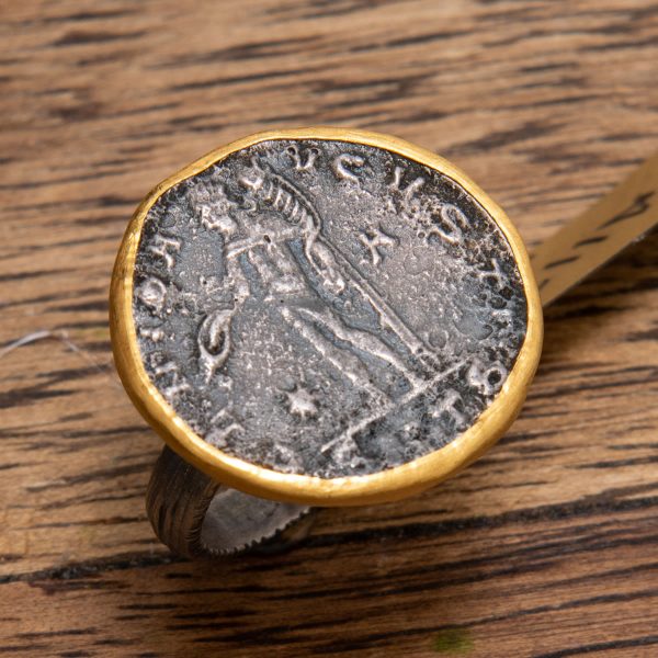 Replica Coin Ring